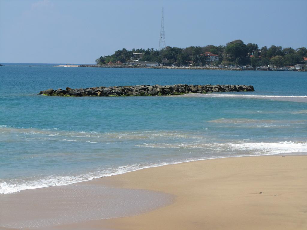Peacock Land Hotel Tangalle Exterior photo