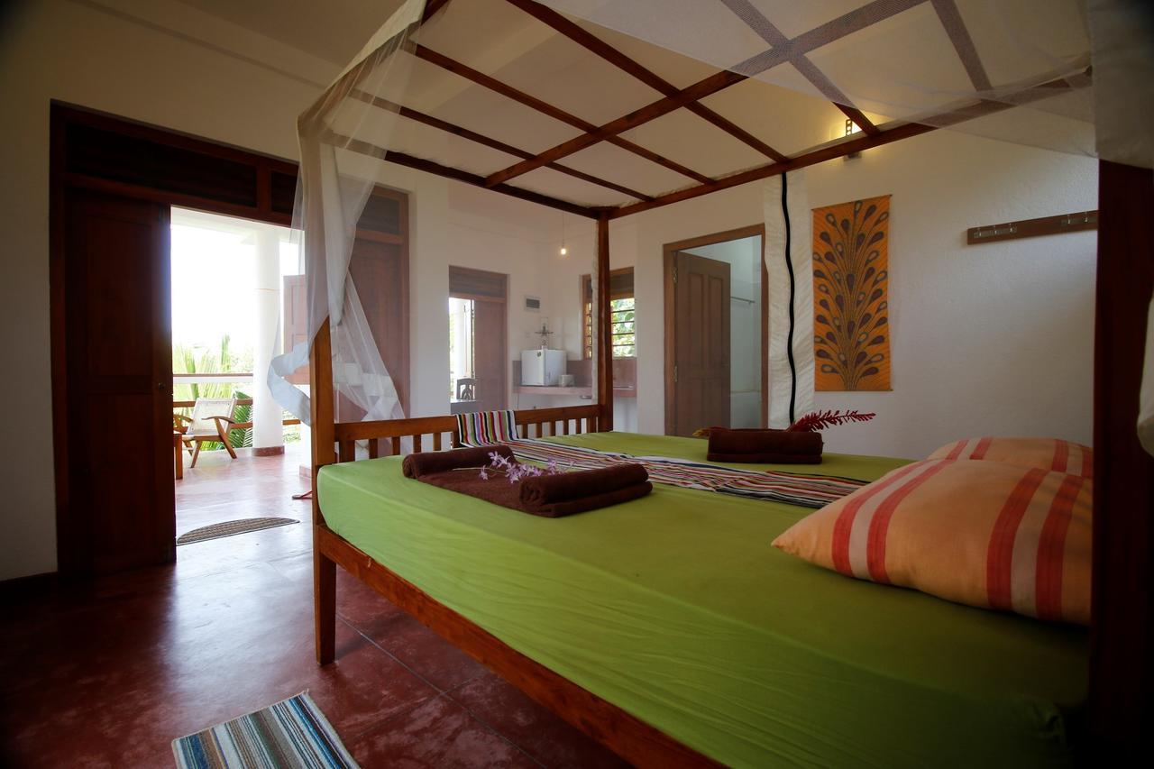 Peacock Land Hotel Tangalle Exterior photo