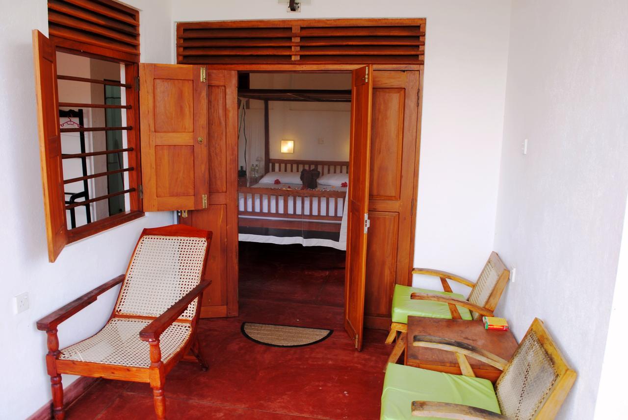 Peacock Land Hotel Tangalle Exterior photo